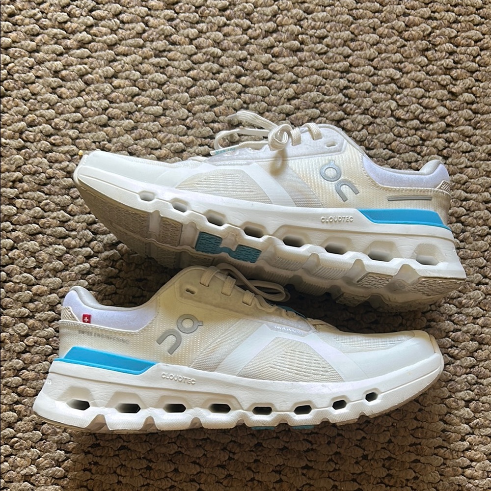 On Cloudrunner 2 Women’s Running Shoes White/Cream and Blue